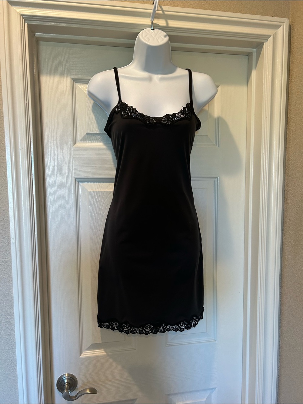 SKIMS, NWT, Sz Large Black Lace-Trim Slip Dress